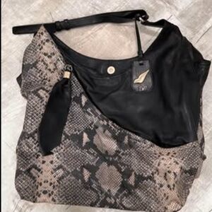Designer Handbag - Diane Von Furstenburg - Original - All Leather W Snakeskin